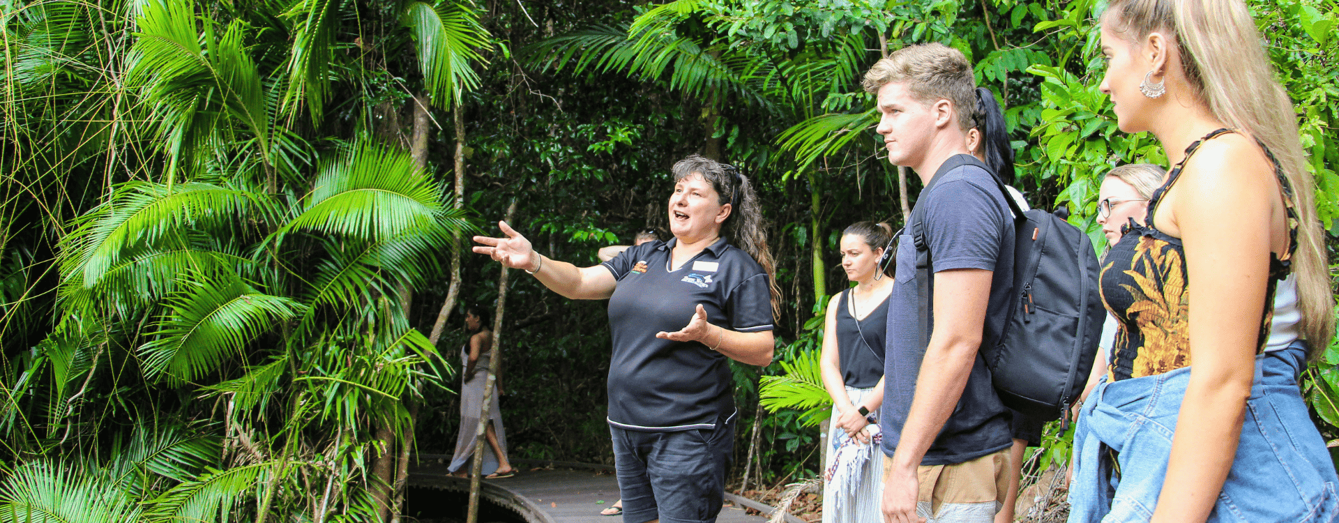 Certificate III in Tourism,Tourism courses Cairns,Advanced tourism qualification,Tourism service skills training